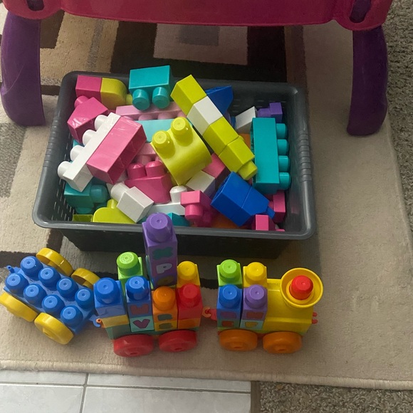 Colorful Building Block Play Table - Picture 2 of 3